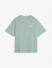 Charger l&#39;image dans la galerie, Maison Kitsuné T-Shirt handwriting Oversize Vert de Gris