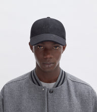 Charger l&#39;image dans la galerie, A.P.C. Casquette Charlie en Laine Noir