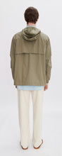 Charger l&#39;image dans la galerie, A.P.C. Coupe Vent Joe Kaki