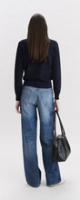 Charger l'image dans la galerie, A.P.C. Pull Philomena Dark Navy