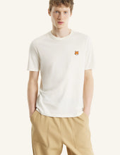Charger l'image dans la galerie, Maison Kitsuné T-shirt Fox head Regular Noble Beige