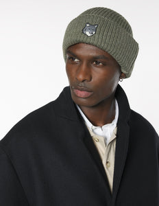 Maison Kitsuné Bonnet Large en Laine Fox Head Laurel Green