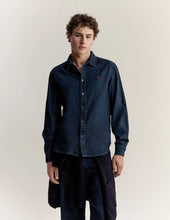 Charger l'image dans la galerie, Maison Kitsuné Chemise Profile Fox Denim Indigo