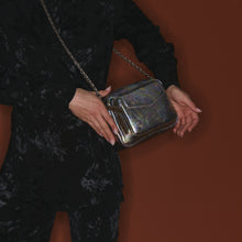 Charger l&#39;image dans la galerie, Claris Virot Sac Charly Python Métallisé essence