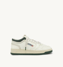 Charger l&#39;image dans la galerie, Autry Sneakers Med-Way Mid Leather Mountain EK04