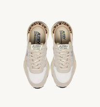 Charger l'image dans la galerie, Autry Sneakers Reelwind Low Nylon Pony White Leo EP01