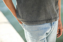 Charger l'image dans la galerie, Drapeau Noir T-Shirt Comfort Acid Wash Black