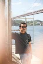 Charger l'image dans la galerie, Drapeau Noir T-Shirt Comfort Acid Wash Black