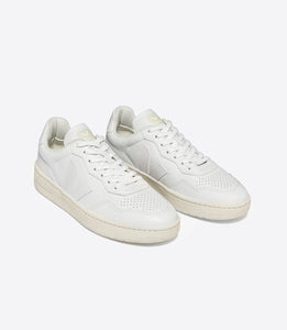 VEJA V-90 Leather White