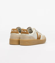 Charger l&#39;image dans la galerie, VEJA V-90 Leather Pure Camel Almond Natural