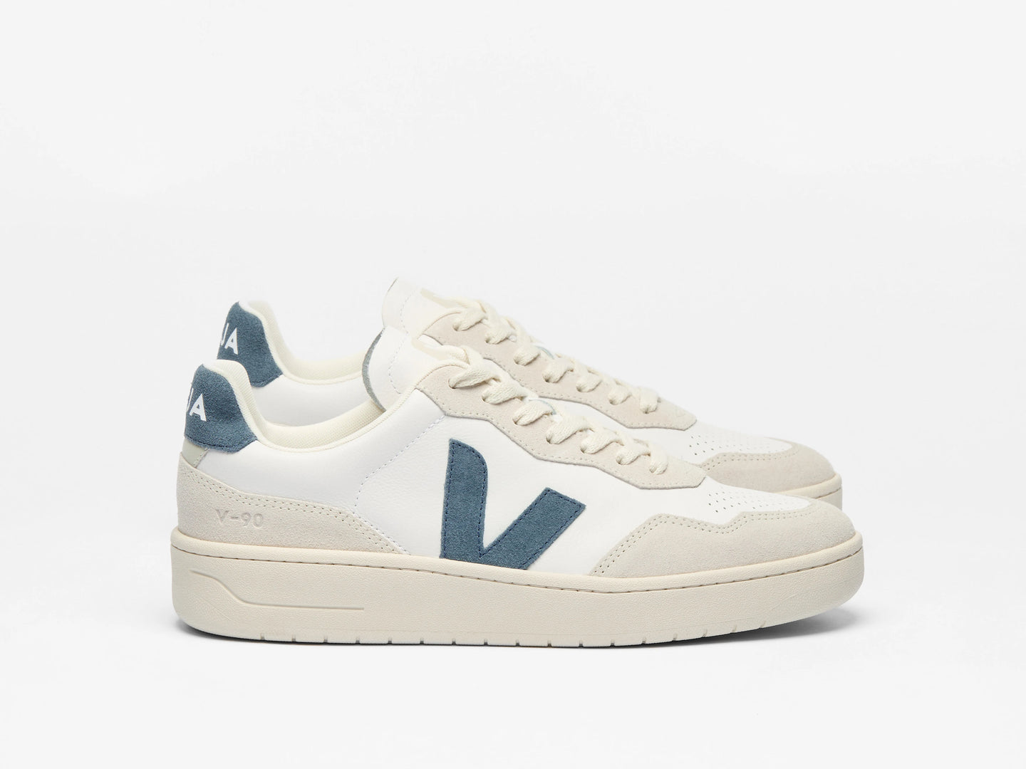 VEJA V-90 Leather White California