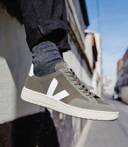 VEJA V-12 Vegan B-Mesh Olive White