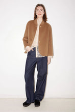Charger l'image dans la galerie, Roseanna Veste Kaia Oversize en Laine Beige