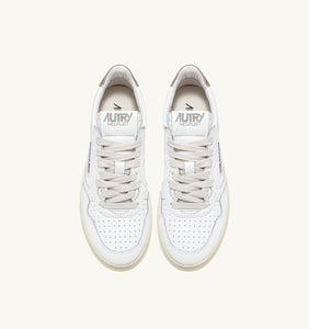 Autry Sneakers Medalist 01 Low Leather Gold LL06