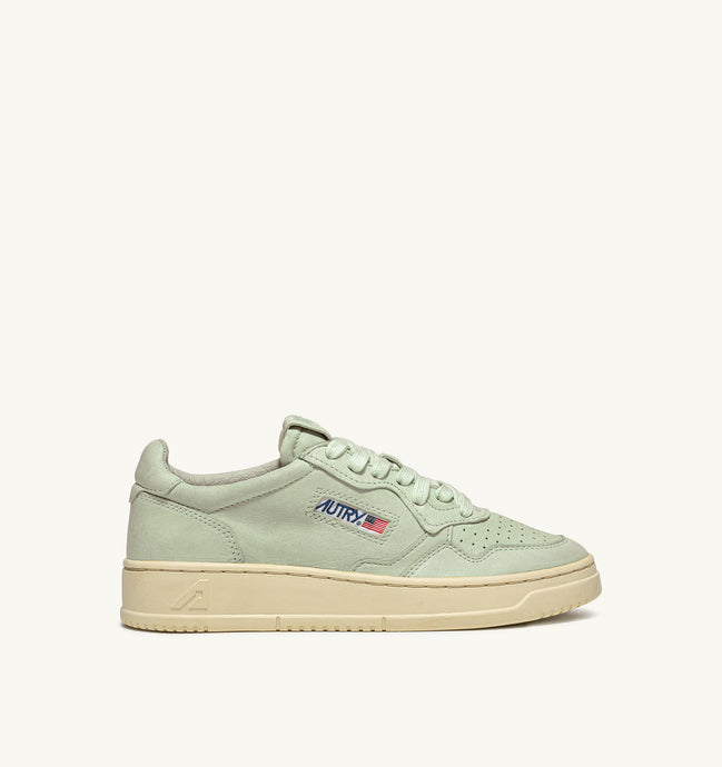 Autry Sneakers Medalist 01 Low Goat Green GG32