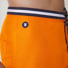 Charger l&#39;image dans la galerie, Le Slip Français Short de bain Capitaine Orange electrique